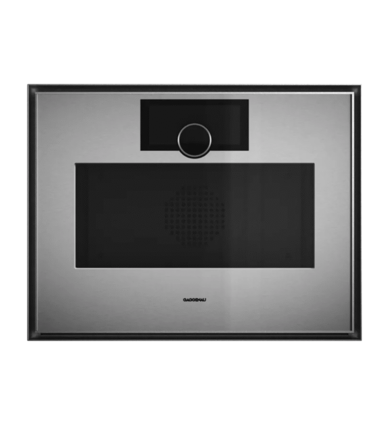 Piekarnik z funkcją mikrofal Gaggenau GM450120 – kompaktowy model o wymiarach 60 × 45 cm z zawiasami prawostronnymi, dotykowym wyświetlaczem i pierścieniem ze stali nierdzewnej, łączący funkcje piekarnika i mikrofalówki do precyzyjnego gotowania.